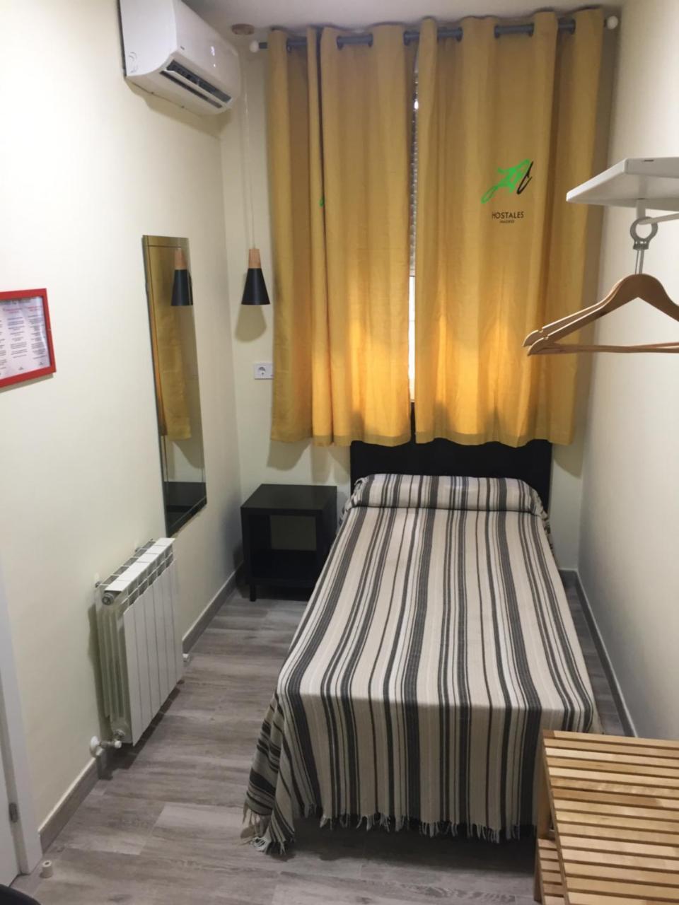 Jqc Rooms Madrid Exterior photo