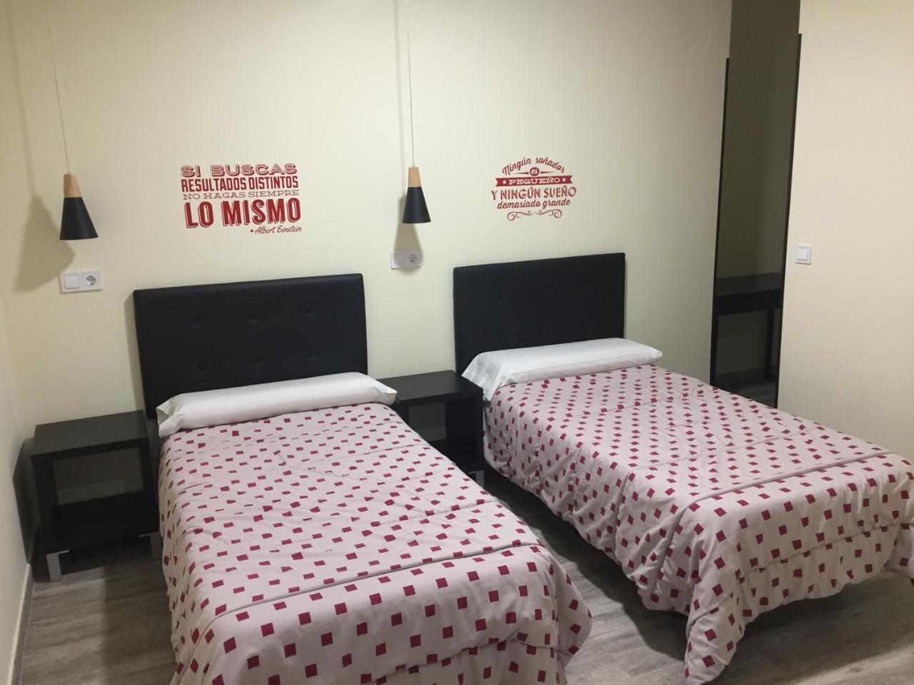 Jqc Rooms Madrid Exterior photo